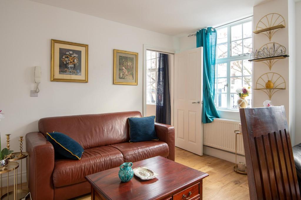 Cozy Flat London